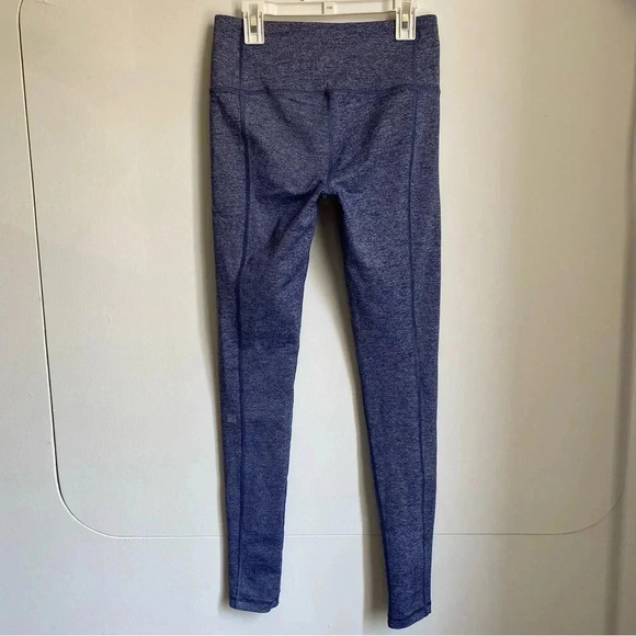 3/$39 Victoria’s secret VSX Sport leggings XS - Picture 4 of 4